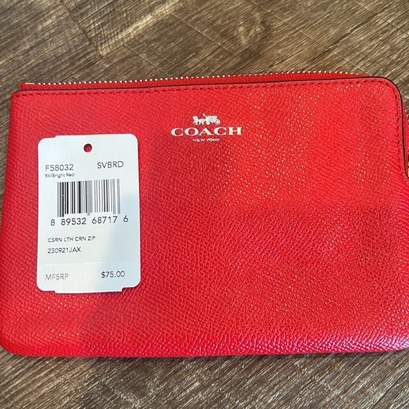 Coach wristlet - Picture 4 of 4